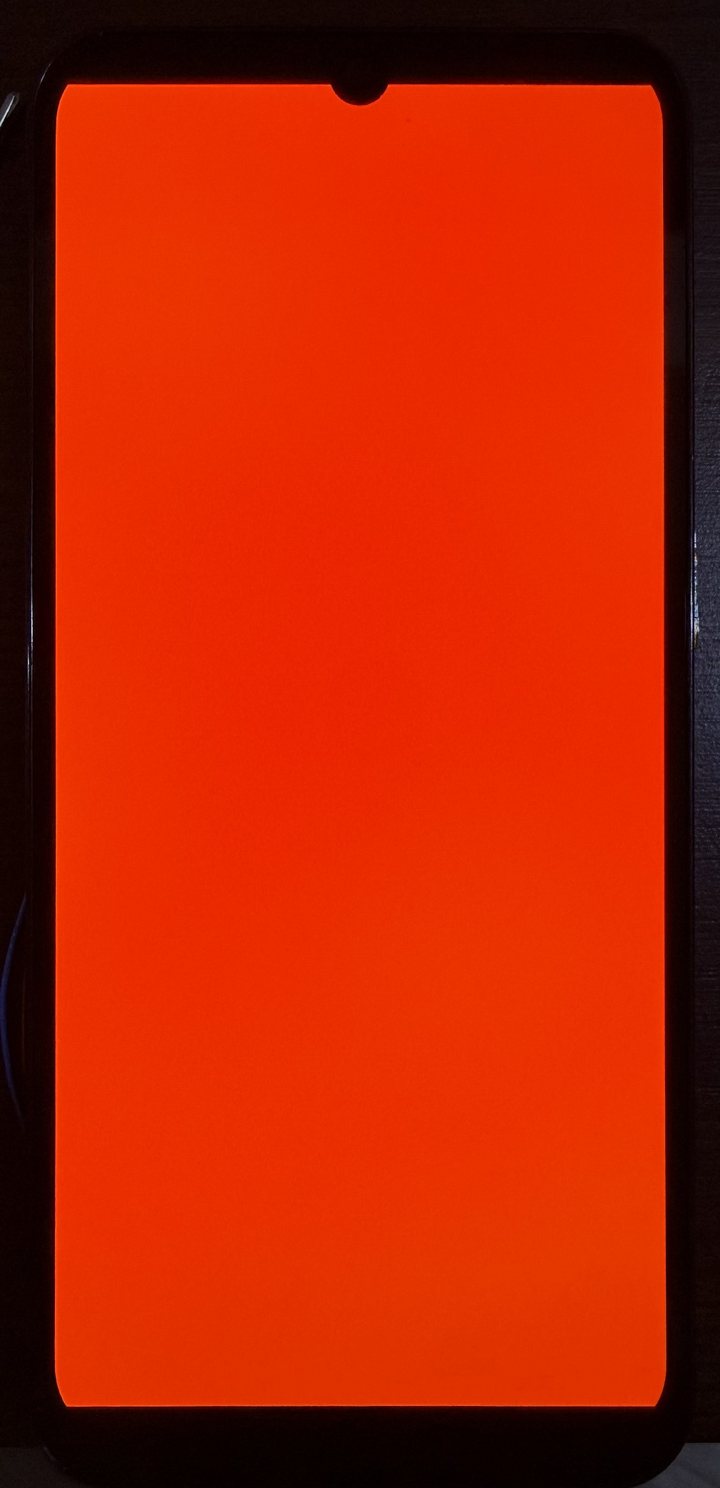 Samsung Galaxy A15, Service Pack: imagine de test roșu