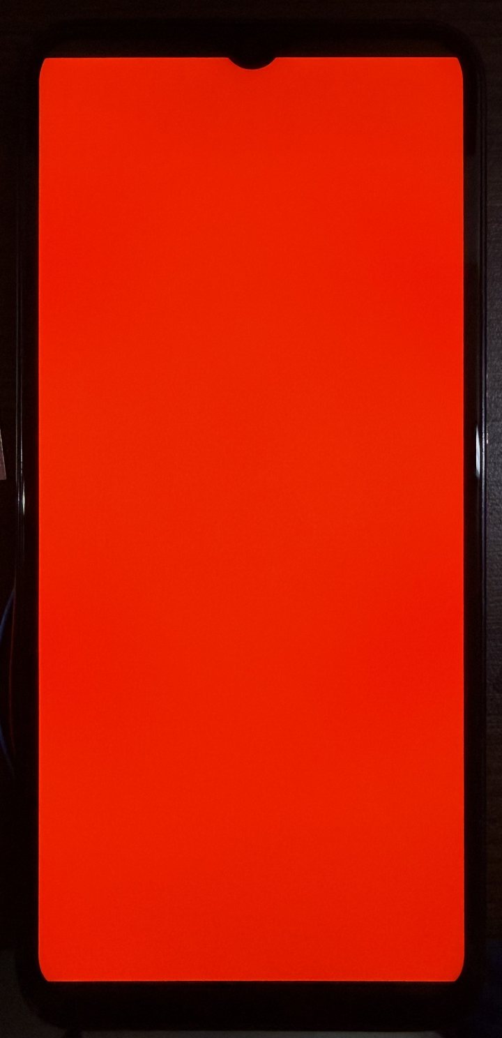 Samsung Galaxy A15, F3: imagine de test roșu