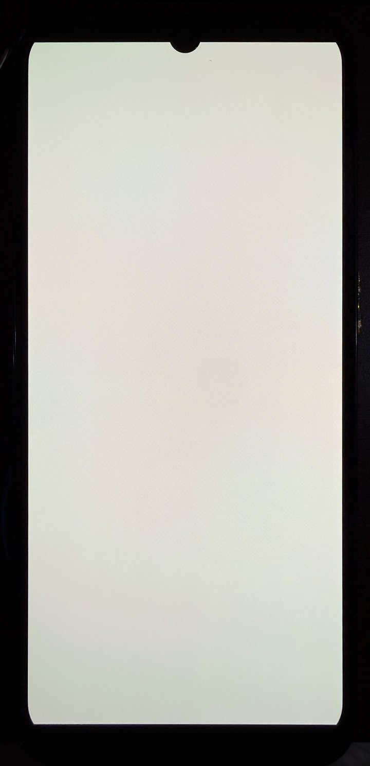 Samsung Galaxy A15, Service Pack: imagine de test alb
