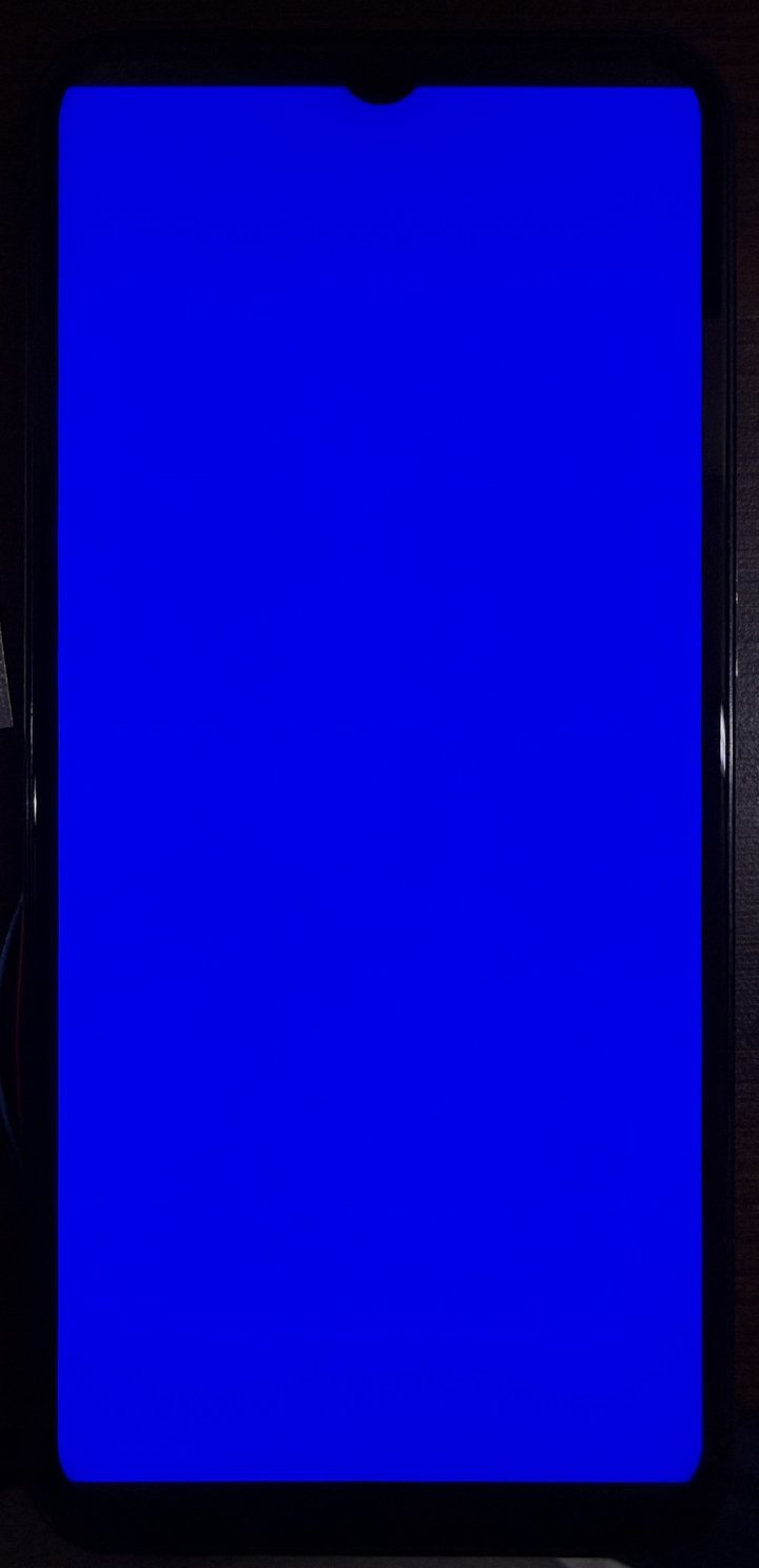 Samsung Galaxy A15, F3: imagine de test albastru